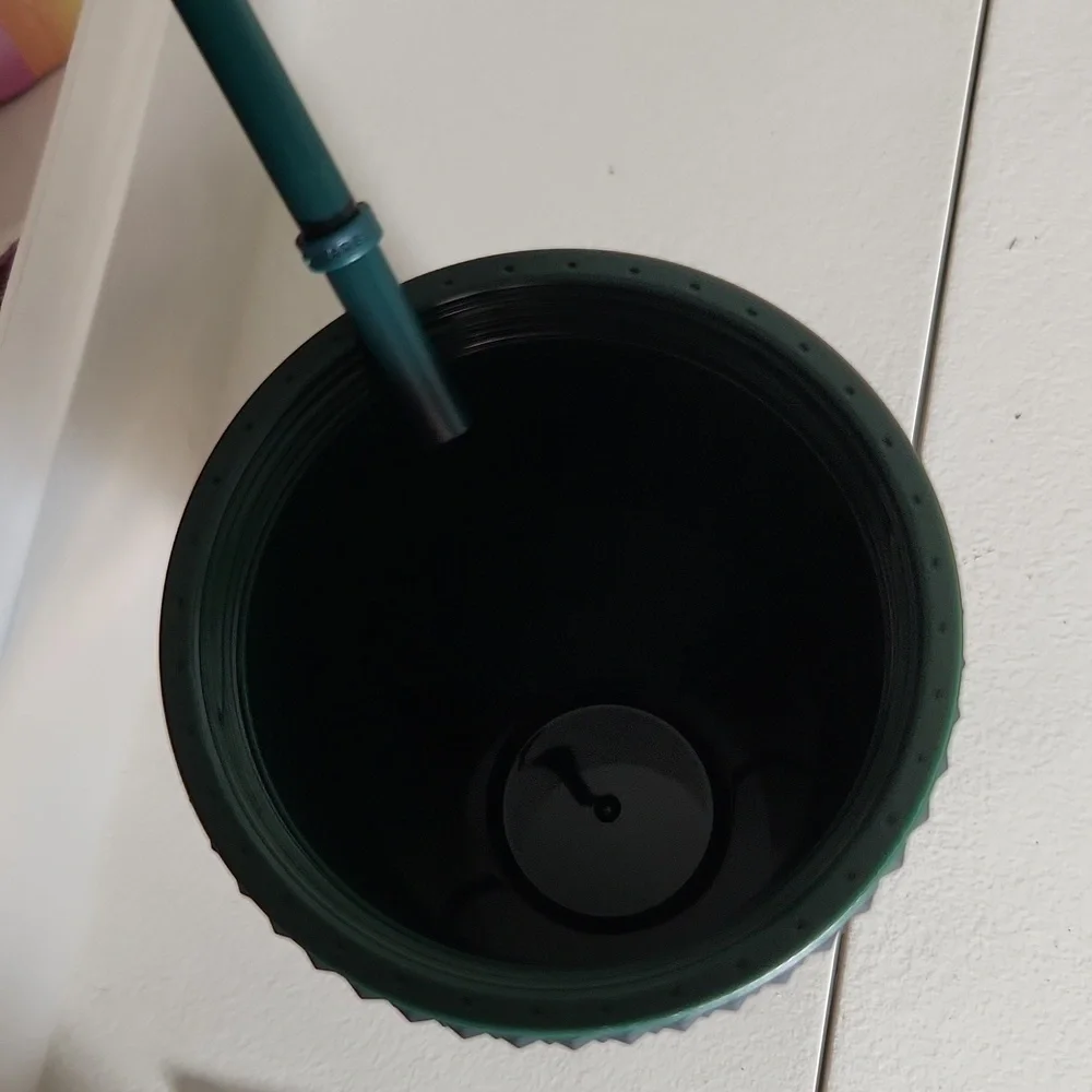 Starbucks mermaid spike 14 oz cup green new